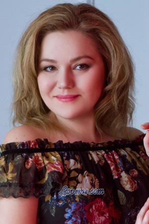 205366 - Juliya Age: 45 - Ukraine