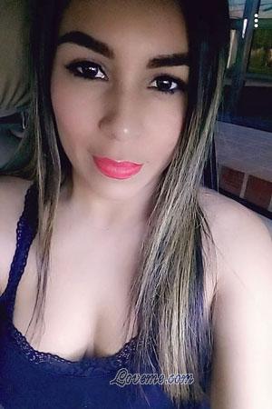 208258 - Mayra Age: 37 - Venezuela
