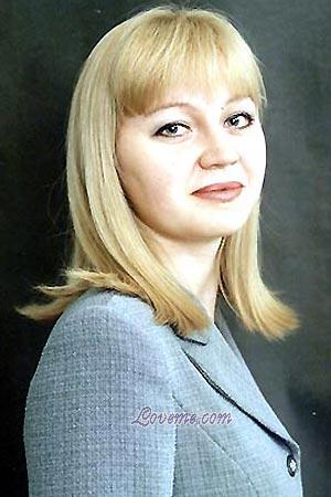 78056 - Elena Age: 35 - Russia